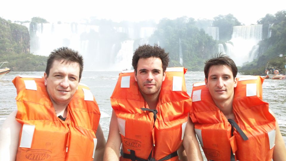 From Foz Do Iguaçu: Iguazú Falls Boat Ride Argentina - Booking Details