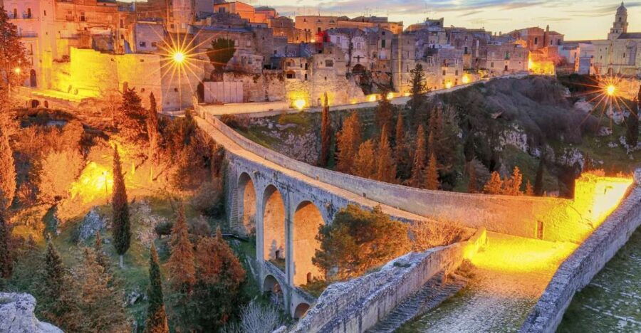 Gravina in Puglia: Walking Tour With a Licensed Guide