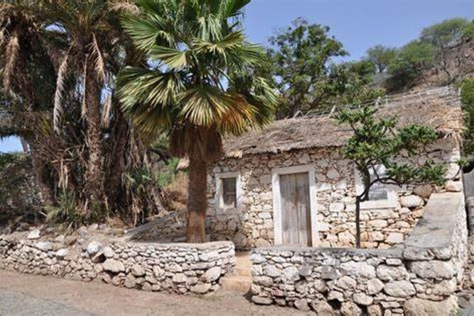 Hike to Cidade Velha - Cultural Highlights Along the Way