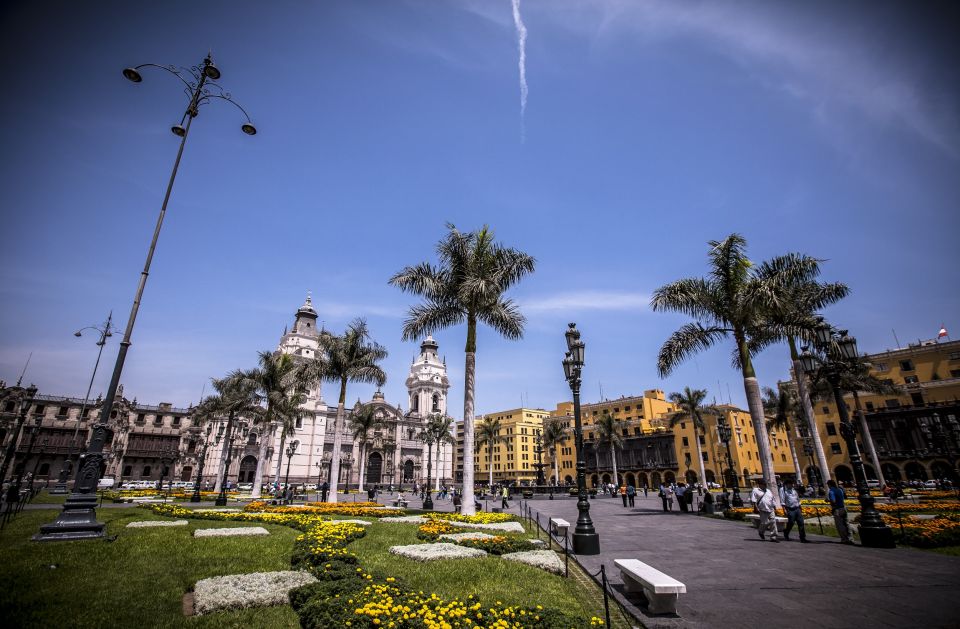 Lima: San Francisco Church & Casa Luna Museum Private Tour - Experience Highlights