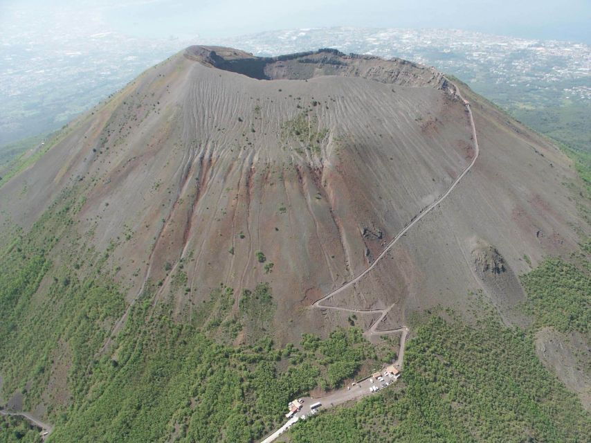 Naples: Pompeii, Herculaneum, and Mount Vesuvius Tour