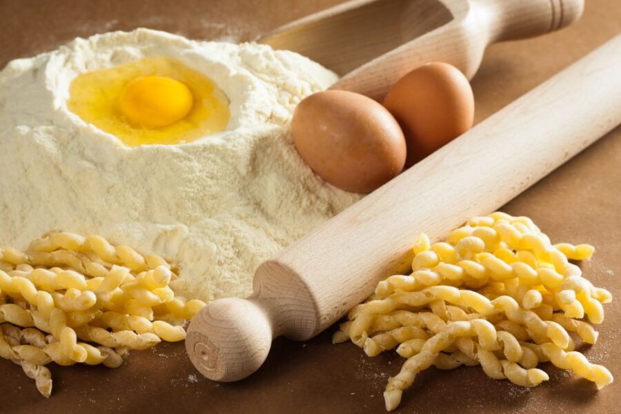 Palermo: Group Pasta and Tiramisu Class at a Local’s Home
