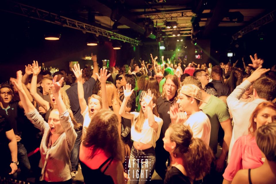 Pub Crawl in Cluj: Nightlife Experience - Booking Details