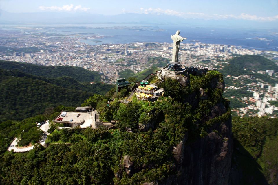 Rio: Maracanã Stadium & Christ the Redeemer by Rack Railway - Good To Know