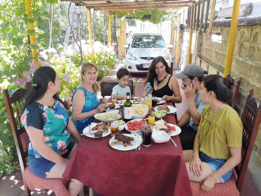 Santiago: Premium Barbecue at Family Home - Activity Details