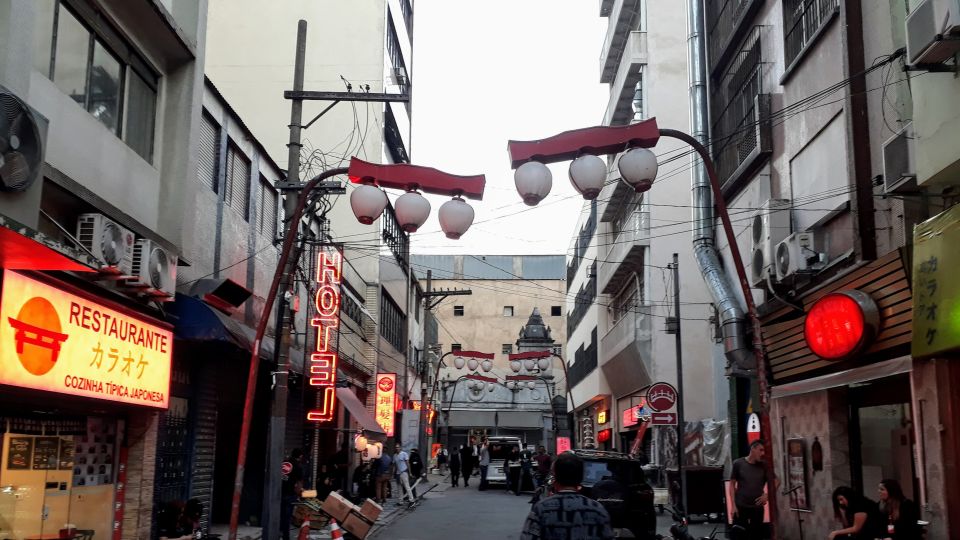 Sao Paulo: Historic Downtown-Center Walking Tour 2 Hours - Booking Process Details
