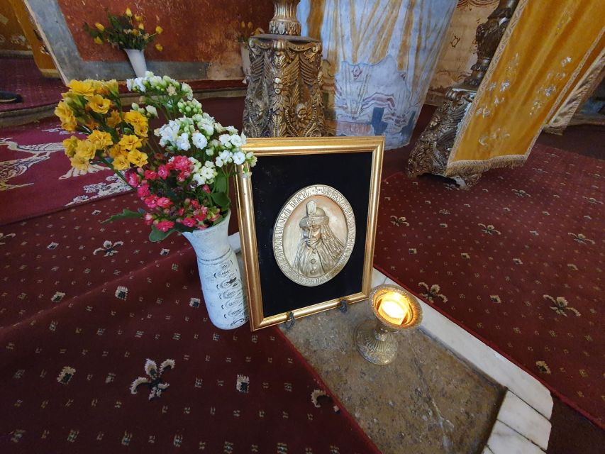 Snagov Monastery, Ceaușescu Mansion, & Village Museum - 6h - Good To Know