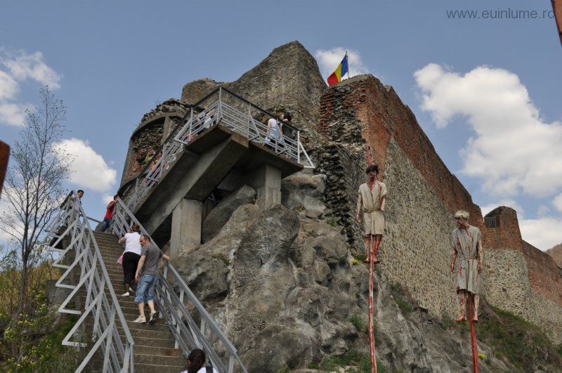 Wallachia: Real Dracula'S Castle Tour From Bucharest - Points of Interest