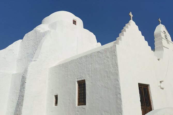 Private Guided Tour in Mykonos With Luxury Car - Itinerary and Attractions