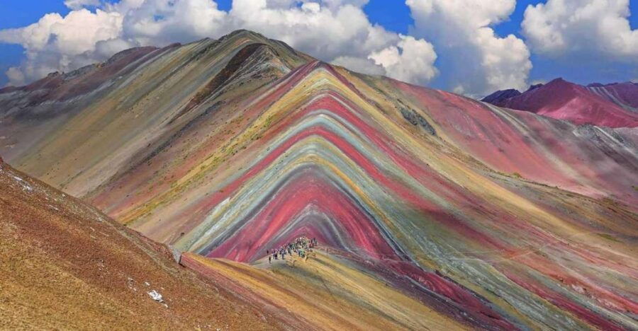 4D Private Service - Rainbow Mountain 3star Hotel - Good To Know