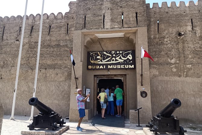 6 Hours Modern and Traditional Half Day Dubai City Tour - Good To Know