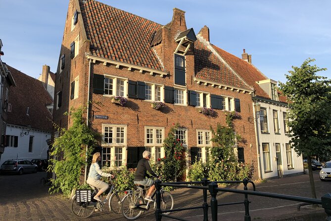 Private Day Trip to Amersfoort From Rotterdam With a Local - Booking Your Private Day Trip to Amersfoort