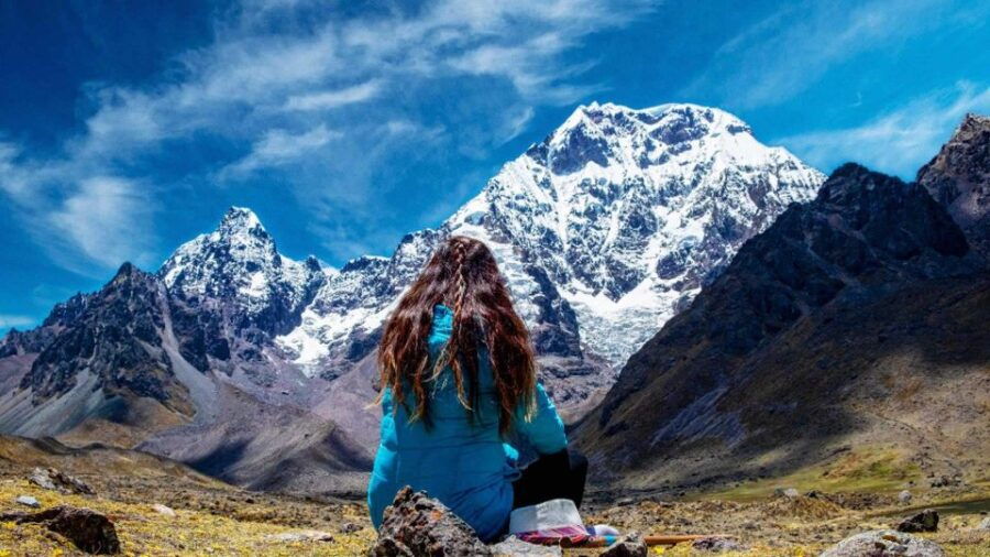 7 Lakes of Ausangate Tour