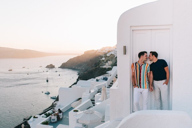 Private Vacation Photography Session With Local Photographer in Santorini - Tips for a Successful Photography Session