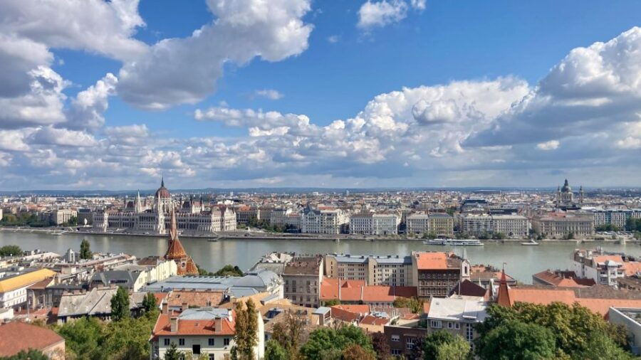 8-Hour Private Budapest City Tour by Public Transportation