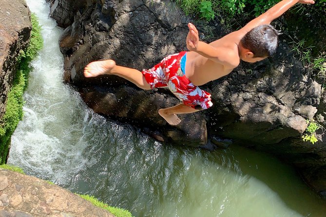 Adventurous Day Trip: El Tunco Beach & Tamanique Waterfalls