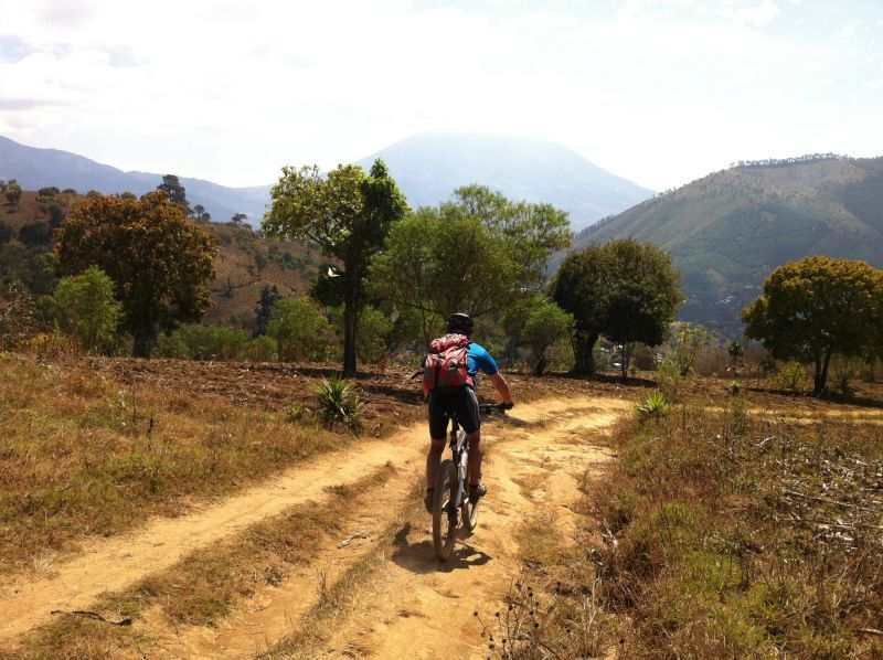 Antigua: Cielo Grande Half-Day Expert Bike Ride
