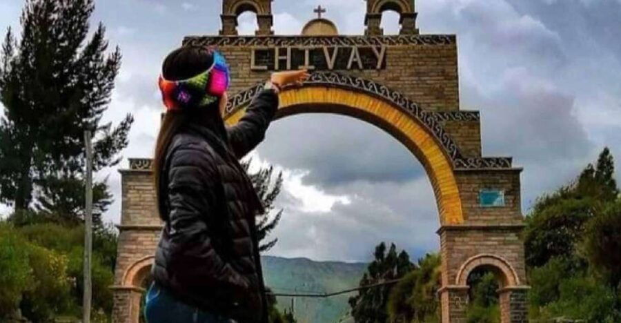 Arequipa: Colca Valley and Condor Viewpoint 2 Days/1 Night