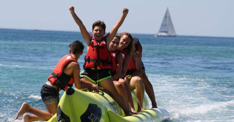 Armação De Pêra: Banana Boat Inflatable Ride