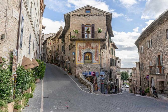 Assisi Day Trip From Rome With Transportation - Good To Know