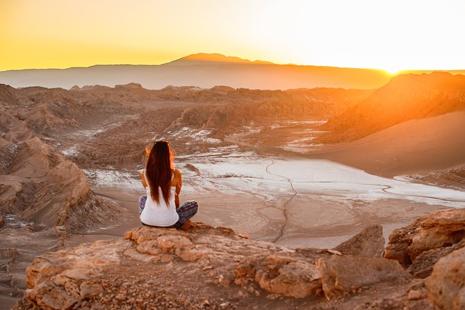 Atacama Desert Adventure: Moon Valley & Geysers