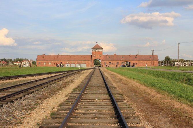 Auschwitz and Birkenau Memorial and Museum Guided Tour From Krakow