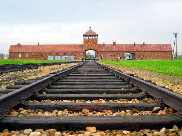 Auschwitz-Birkenau Full-Day Guided Tour From Krakow (Various Tour Options)