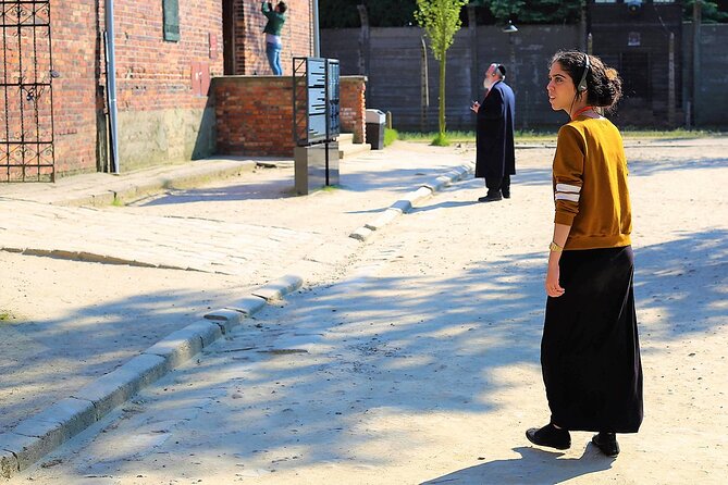 Auschwitz Birkenau: Live-Guided Tour With Transportation and Hotel Pickup - Tour Details and Features