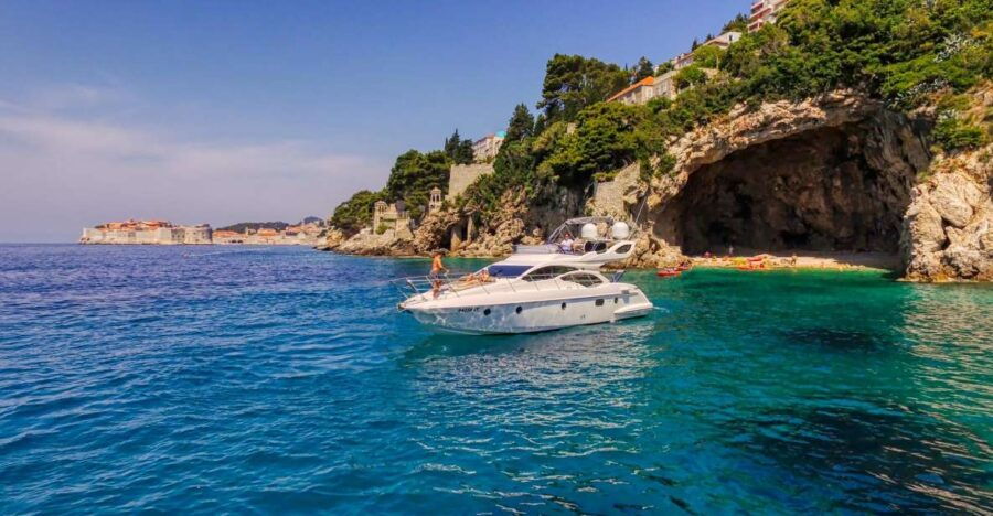 Azimut 43 Fly Private Boat Tour - Good To Know