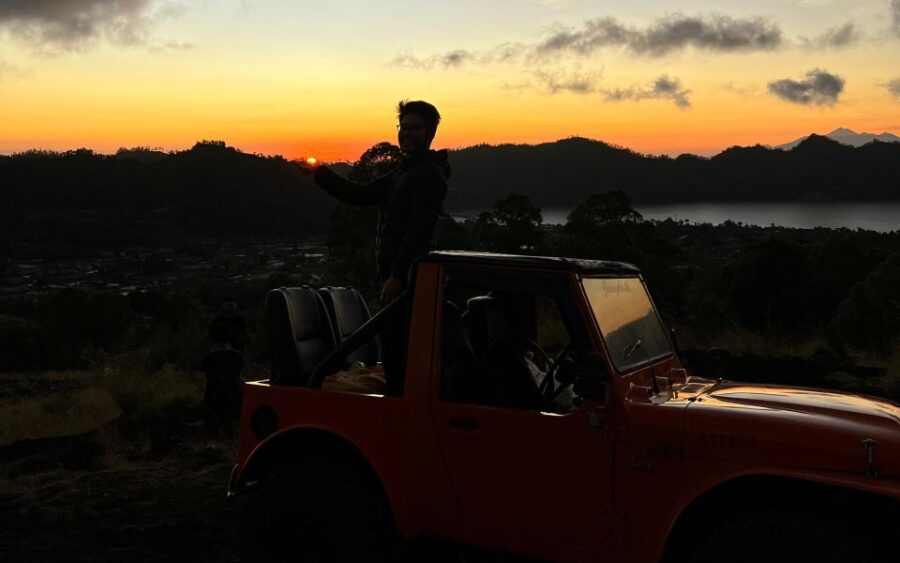Bali All Inclusive : Sunrise Jeep & Hot Springs Delight