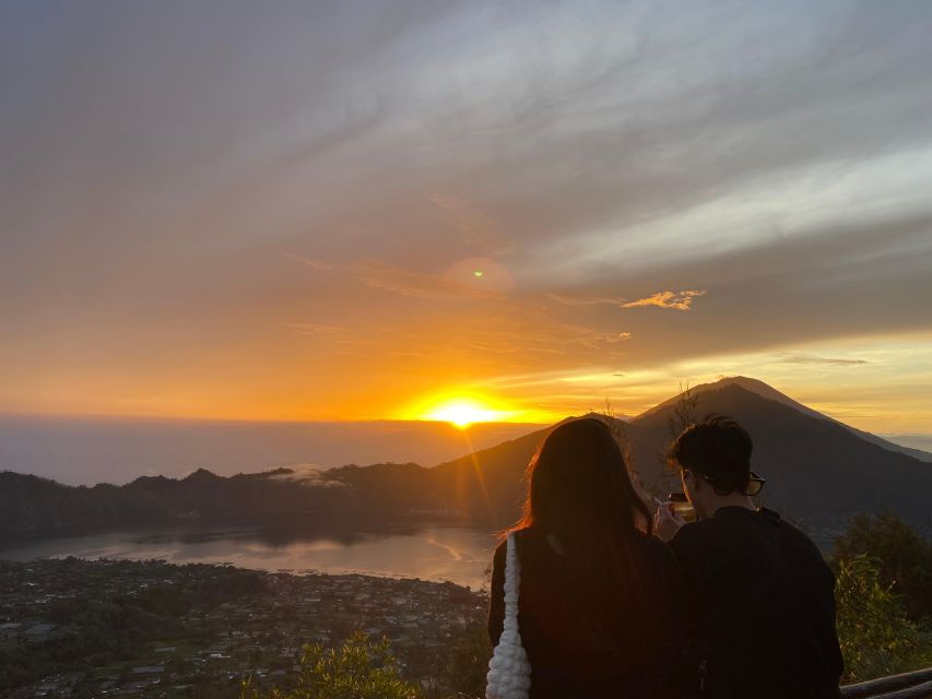 Bali: Mount Batur Sunrise Hike With Breakfast