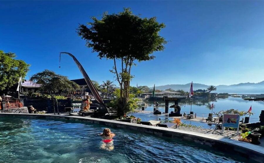 Bali : Sunrise Trekking and Bali Swing Tour