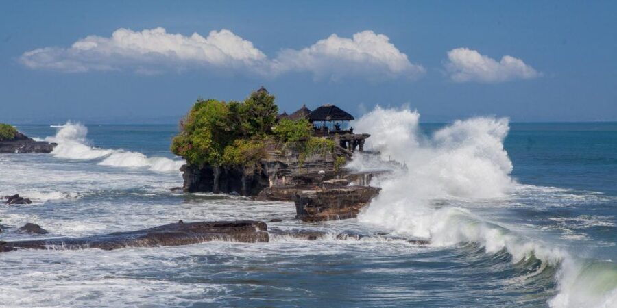 Bali : Tanah Lot, Padang-padang & Uluwatu Temple for Sunset - Travel to Bali