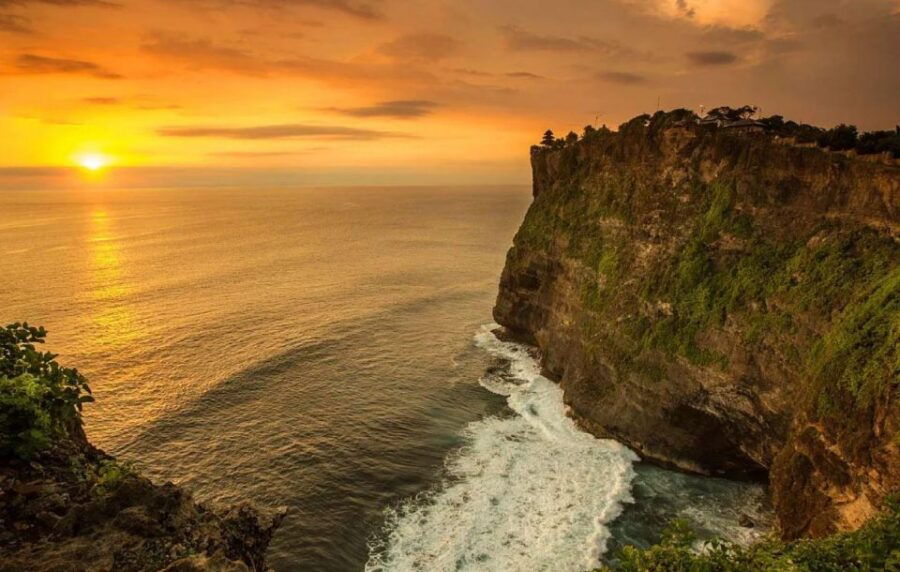 Bali: White Sand Beaches & Uluwatu Sunset Tour - Tour Description and Itinerary