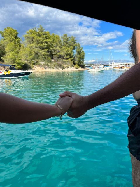 Blue Lagoon & 3 Islands Tour, Water and Wine Included - Good To Know