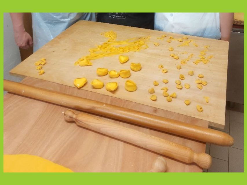 Bologna: Cooking Class in an Old Trattoria