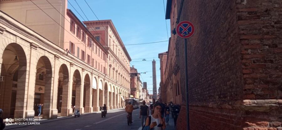 Bologna: Private Guided Walking Tour - Good To Know