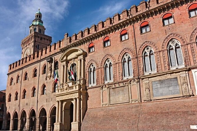 Bologna Skip-The-Line Entrance to the Clock Tower and Art Collections