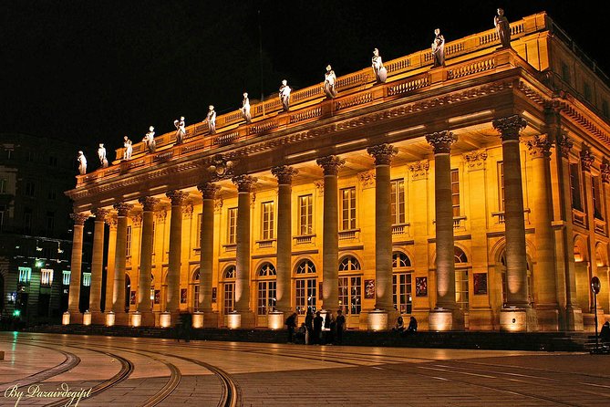 Bordeaux Old District : Private Walking Tour - Local Cuisine and Wine Tasting