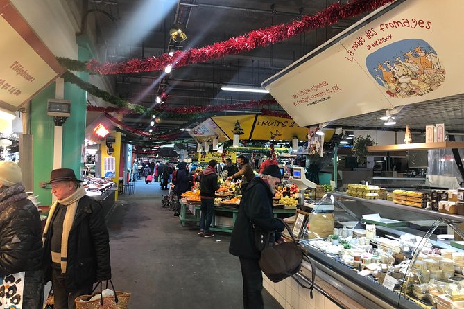 Bordeaux Old Town & Market Private Food Tasting Tour - Market Delicacies Sampling