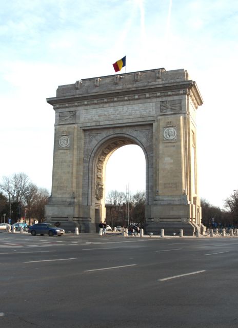 Bucharest Highlights - Full Day Private Walking Tour