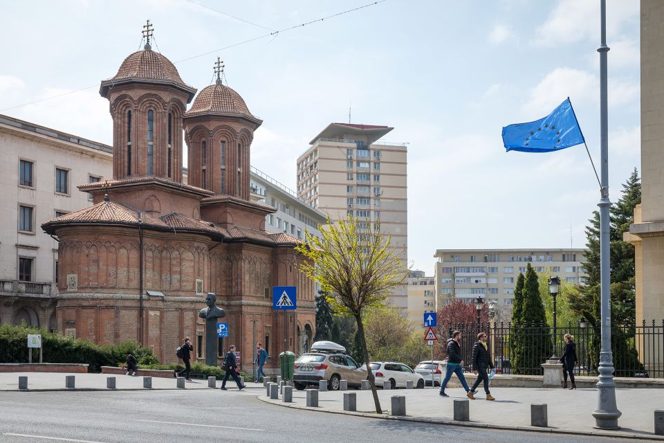 Bucharest: Old Town Walking Tour With Lunch Included