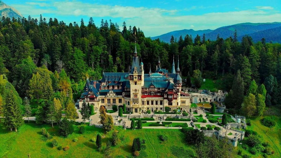 Bucharest – Peleș Castle-Dracula Castle-Black Church Brasov