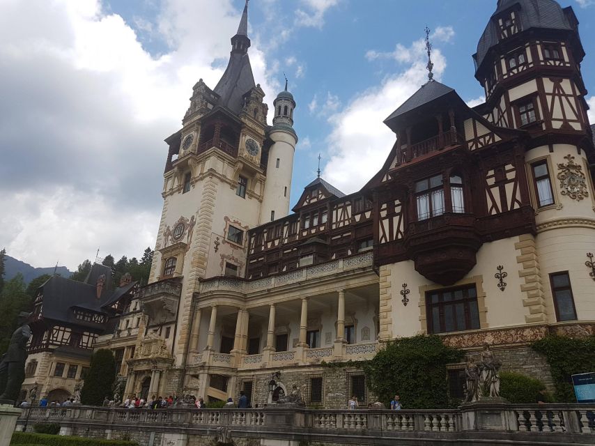Bucharest: Transylvanian Castles & Brașov Guided Day Tour - Good To Know