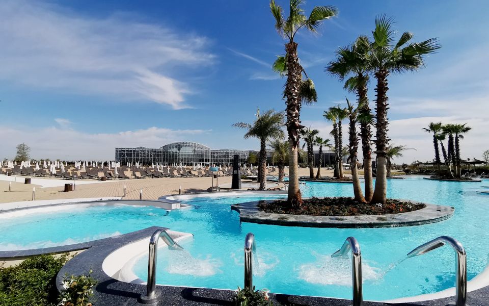 Bucuresti: Transfer Therme Bucuresti Different Hours - Booking Information