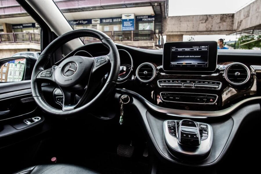 Budapest: 1-Way Private Luxury Airport Transfer - Good To Know