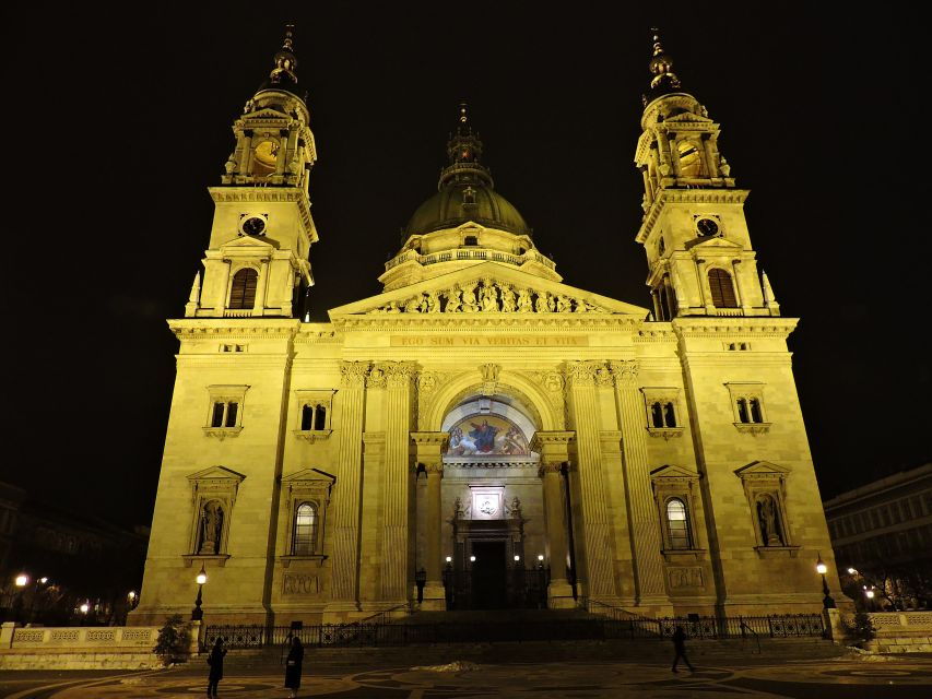 Budapest: 2-Hour Small Group Night Walking Tour - Experience Highlights