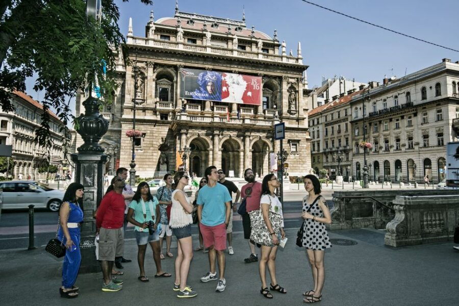 Budapest 3.5 Hour Private Walking Tour With Strudel Stop