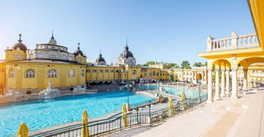 Budapest: Capture the Most Photogenic Spots With a Local - Good To Know