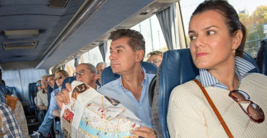 Budapest: City Highlights Express Bus Tour